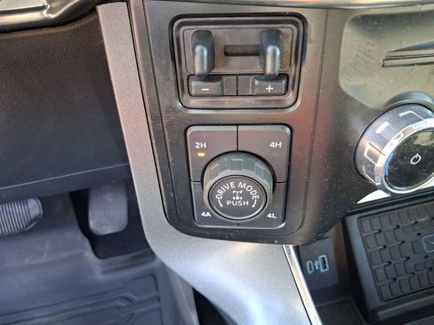 Used 2023 Ford F150 Lariat w/ Max Trailer Tow Package AWD/4WD image 17