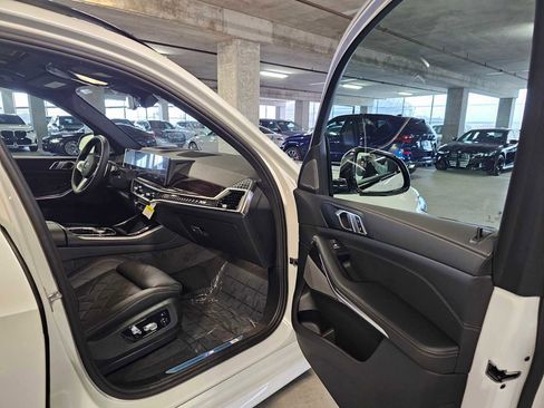 New 2026 BMW X5 xDrive40i w/ M Sport Package image 46