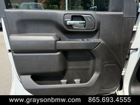 Used 2023 Chevrolet Silverado 2500 Custom w/ Custom Convenience Package AWD/4WD image 15