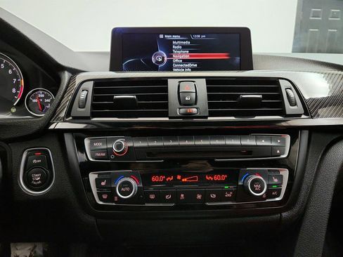 Used 2015 BMW M4 Coupe image 20