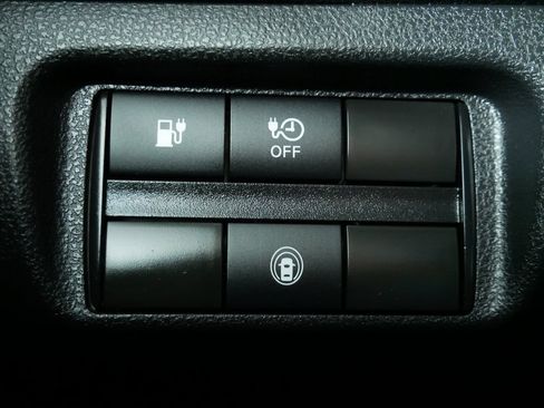 Used 2025 Nissan Leaf S FWD image 24