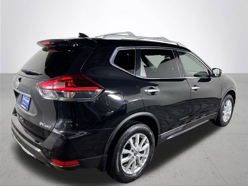 Used 2020 Nissan Rogue SV image 7