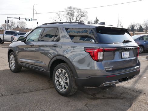 New 2026 Ford Explorer Active w/ Active Comfort Package image 2