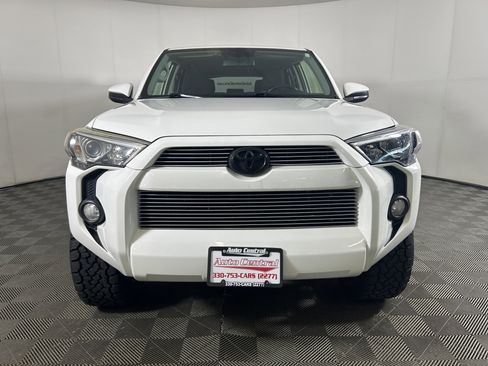 Used 2016 Toyota 4Runner SR5 RWD image 7