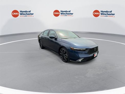 New 2026 Honda Accord Touring image 2