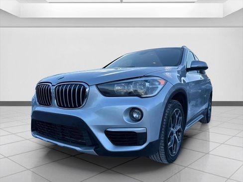 Used 2017 BMW X1 xDrive28i image 2