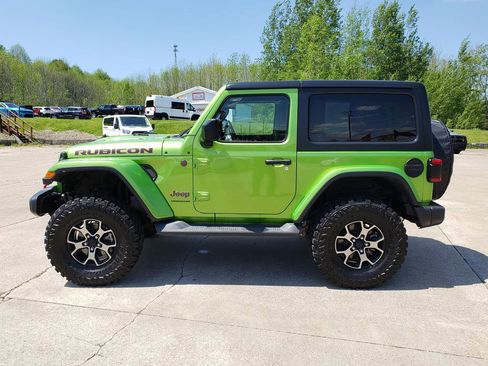 Used 2018 Jeep Wrangler Rubicon AWD/4WD image 5