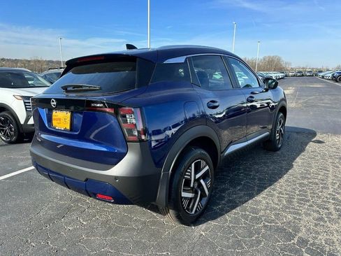 New 2026 Nissan Kicks SV image 3