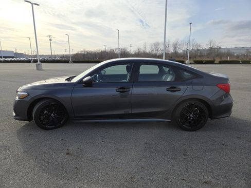 Used 2023 Honda Civic Sport image 13