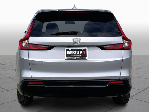 Used 2023 Honda CR-V LX image 5