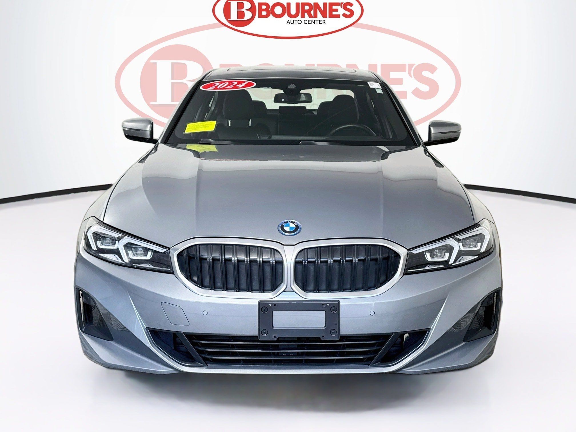 Used 2024 BMW 330e xDrive w/ Premium Package AWD/4WD image 6