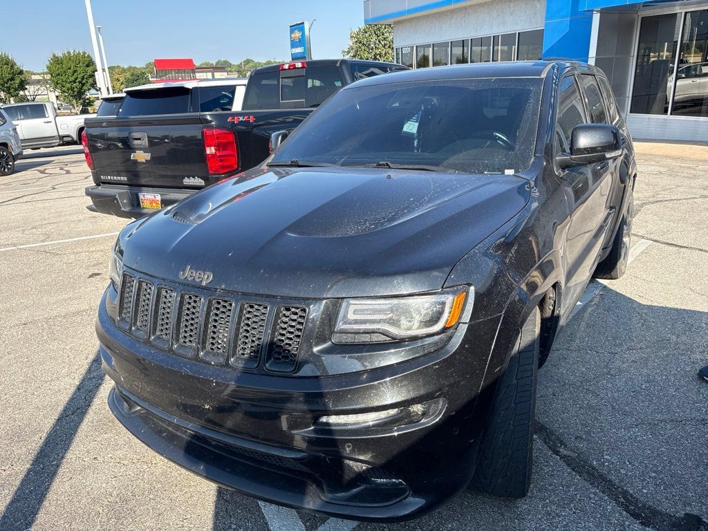 Used 2015 Jeep Grand Cherokee SRT AWD/4WD image 2