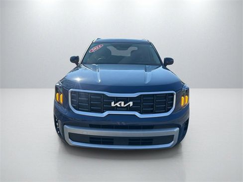Certified 2024 Kia Telluride S w/ S Sunroof Package image 2