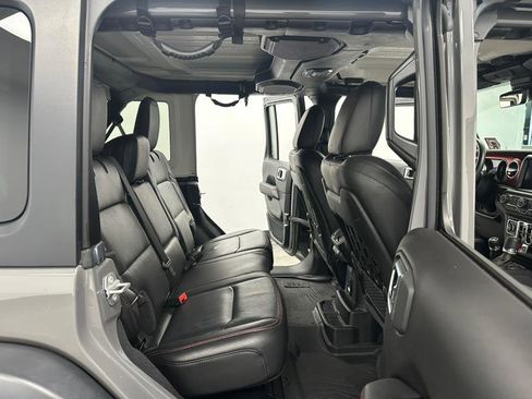 Used 2019 Jeep Wrangler Unlimited Rubicon image 33