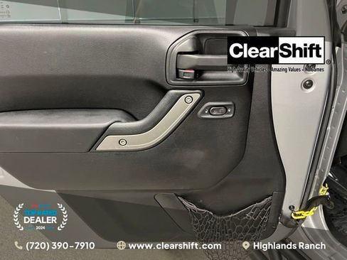 Used 2015 Jeep Wrangler Unlimited Sport w/ Quick Order Package 24S AWD/4WD image 20