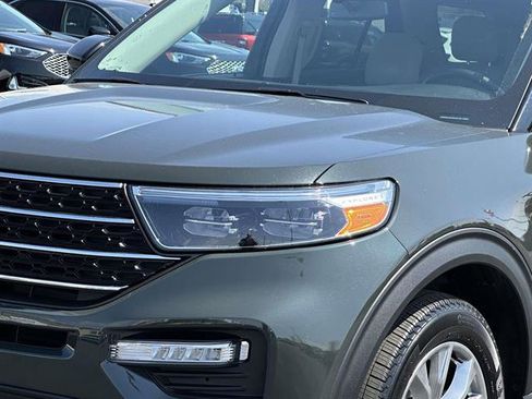 Used 2024 Ford Explorer XLT w/ Equipment Group 202A image 7