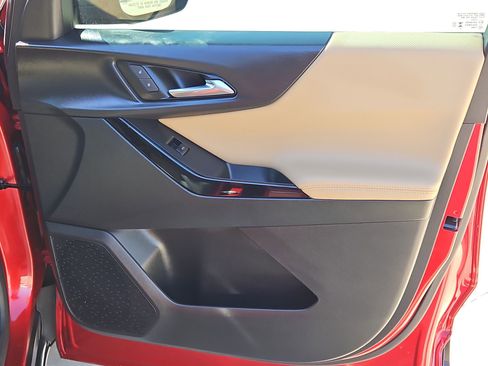 Certified 2025 Chevrolet Equinox ACTIV w/ Safety and Technology Package image 31