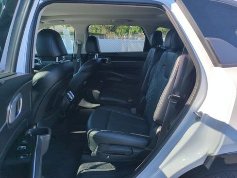 Certified 2023 Kia Sorento SX AWD/4WD image 29
