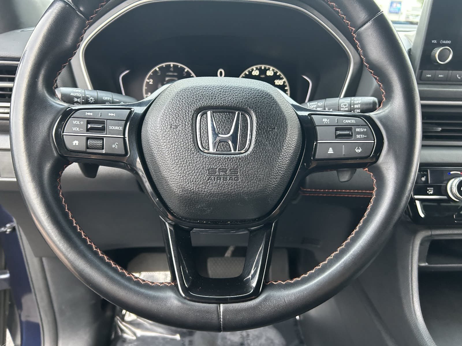 Certified 2023 Honda Pilot Sport image 26