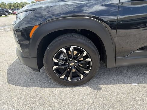 Used 2022 Chevrolet TrailBlazer LT FWD image 32
