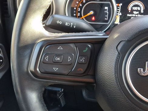 Used 2018 Jeep Wrangler Unlimited Sport S image 23