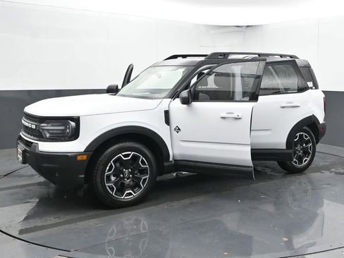 New 2025 Ford Bronco Sport Outer Banks image 53