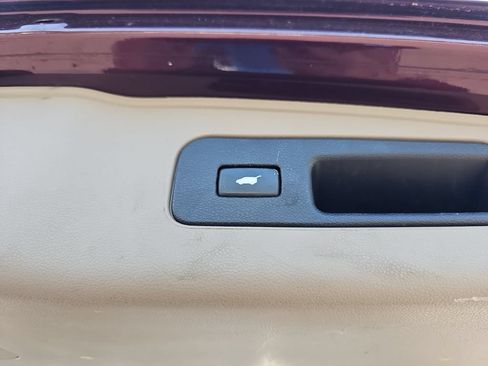 Used 2016 Honda Odyssey Touring Elite image 34