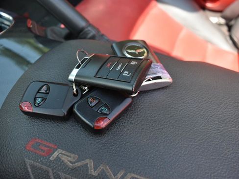 Used 2010 Chevrolet Corvette Grand Sport w/ Preferred Equipment Group RWD image 40