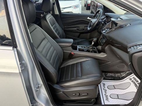 Used 2017 Ford Escape Titanium w/ Equipment Group 301A FWD image 13