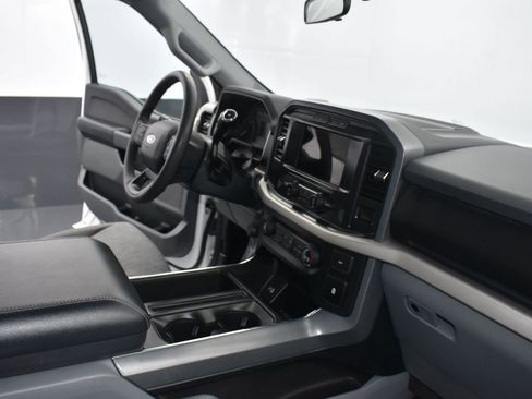 Certified 2022 Ford F150 XLT w/ XTR Package image 26