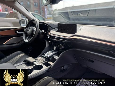 Used 2022 Acura MDX w/ Technology Package AWD/4WD image 20