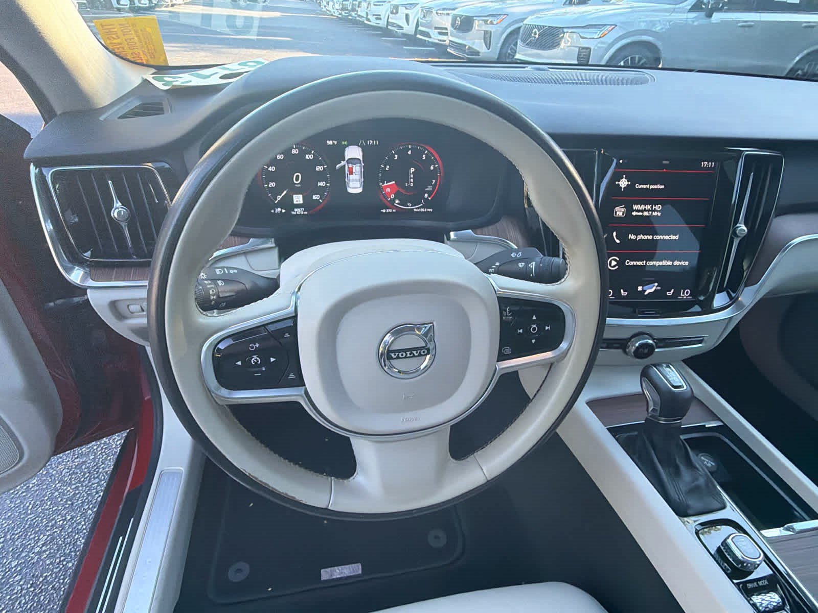 Used 2020 Volvo S60 T5 Momentum FWD image 29
