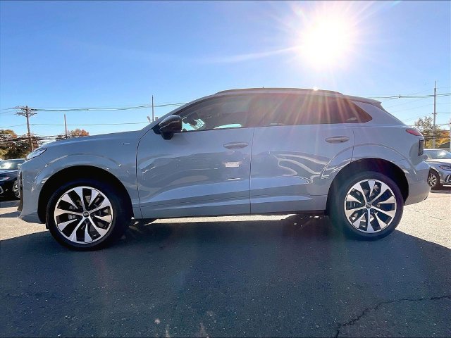 Used 2026 Audi Q3 quattro 2.0T AWD/4WD image 3
