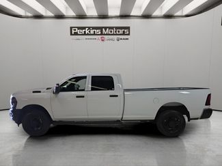 New 2026 RAM 2500 Tradesman AWD/4WD video 2