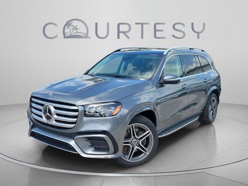 Certified 2026 Mercedes-Benz GLS 450 4MATIC image 1