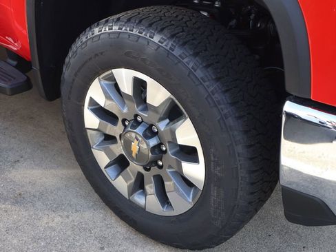 New 2026 Chevrolet Silverado 2500 LT w/ Safety Package AWD/4WD image 9