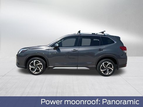 Used 2022 Subaru Forester Touring w/ Popular Package #2 AWD/4WD image 12