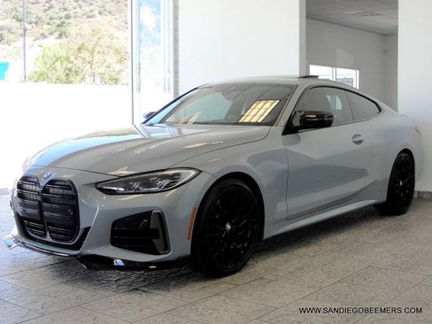 Used 2023 BMW M440i Coupe w/ Premium Package RWD image 40
