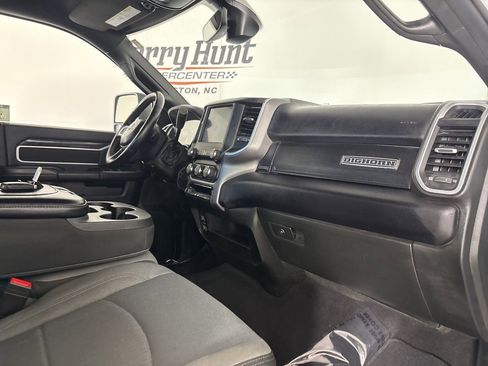 Used 2024 RAM 3500 Big Horn image 30