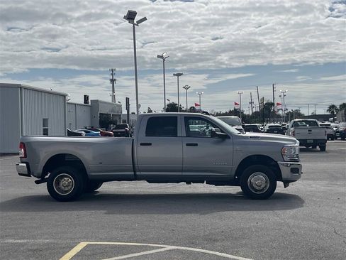 Used 2022 RAM 3500 Tradesman image 6
