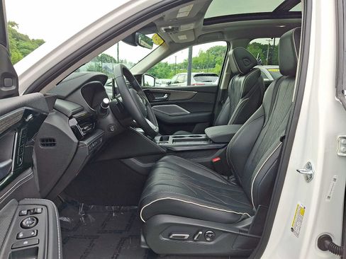 Used 2026 Acura MDX SH-AWD w/ Advance Package image 13