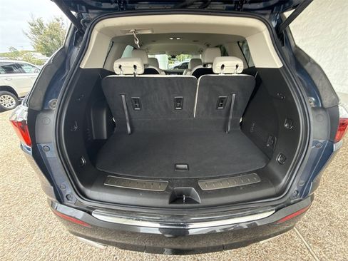 Certified 2023 Buick Enclave Essence image 25