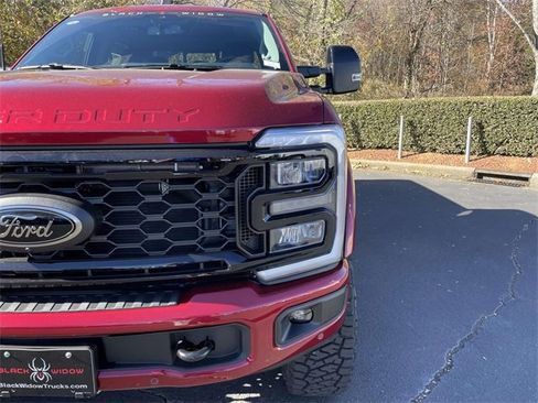 New 2026 Ford F250 Lariat w/ Black Appearance Package image 40