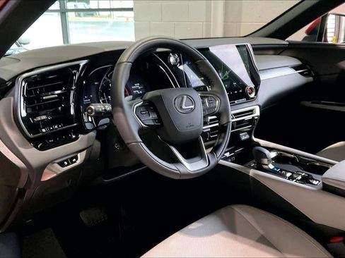 Used 2026 Lexus RX 350 Premium image 17