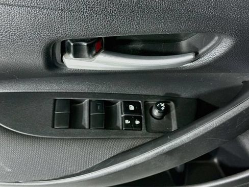 Certified 2021 Toyota Corolla LE FWD image 19