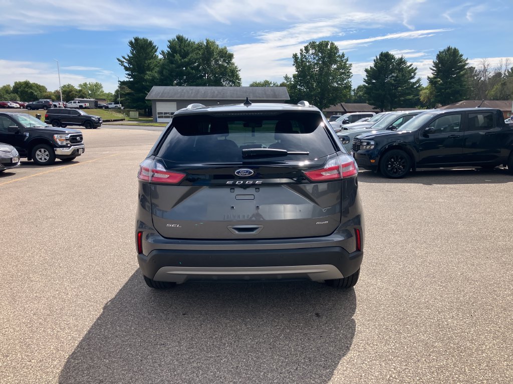 Used 2024 Ford Edge SEL w/ Convenience Package AWD/4WD image 7