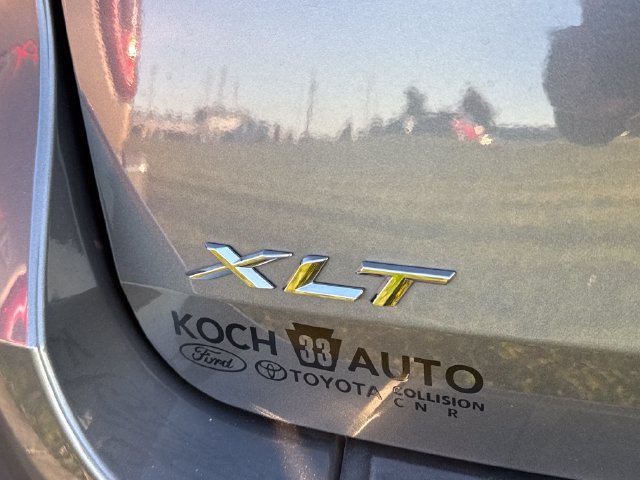 Used 2021 Ford Explorer XLT AWD/4WD image 22