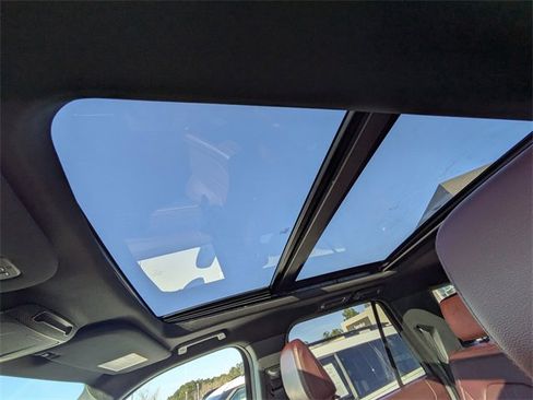 Used 2024 Ford Expedition Max Limited image 22