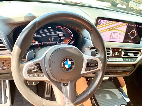 Used 2023 BMW X4 xDrive30i w/ M Sport Package AWD/4WD image 31