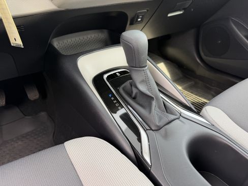 Used 2026 Toyota Corolla LE FWD image 18